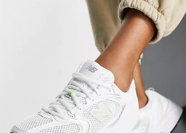 alt_кросівки_львів